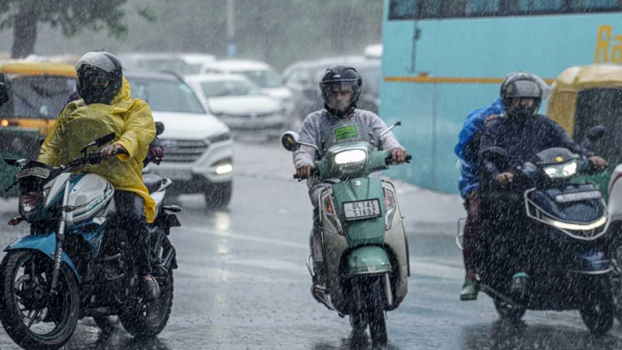 Kerala Rain Alert: മഴ ശക്തമാകുന്നു..! ഇടിമിന്നൽ ജാഗ്രത, വിവിധ ജില്ലകളിൽ മുന്നറിയിപ്പ്