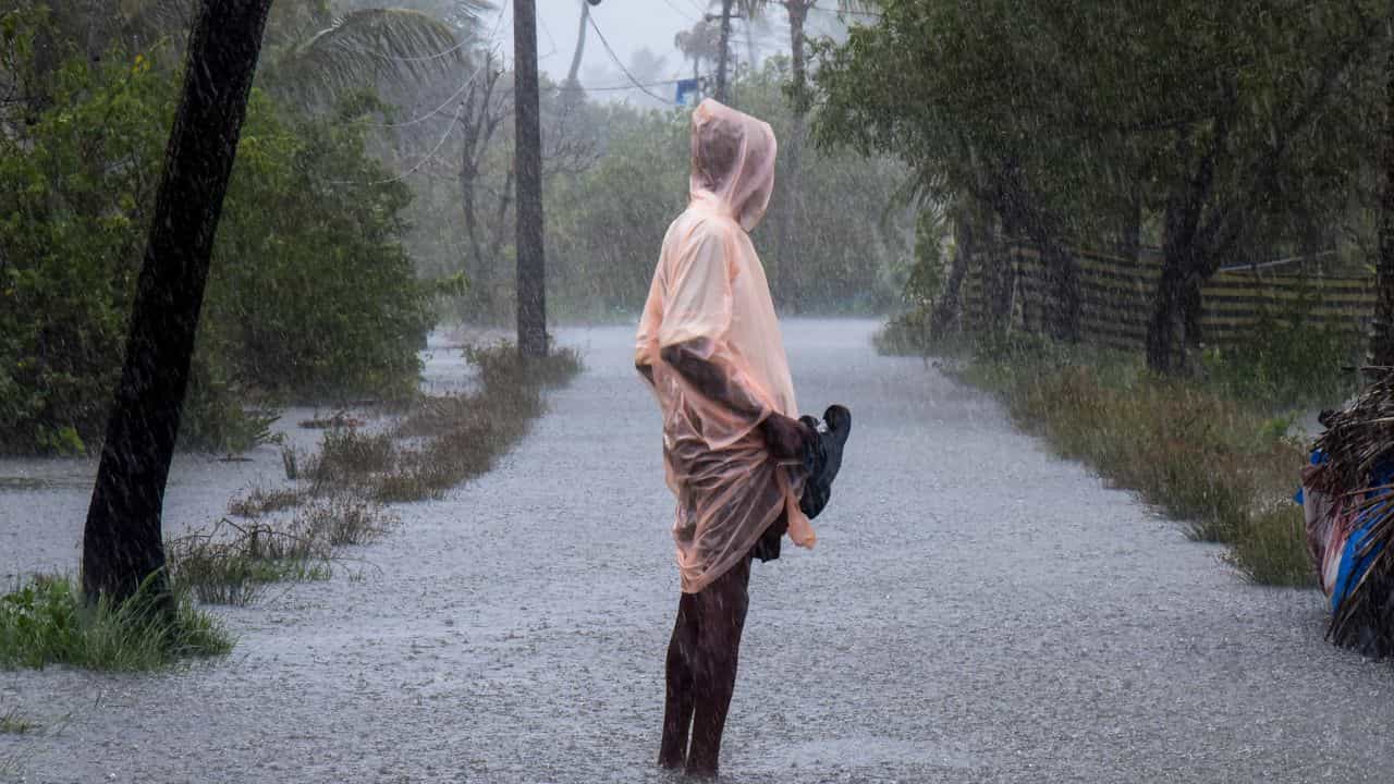Kerala Rain Alert: മഴ ഇന്നും കനക്കും... നാല് ജില്ലകളിൽ ഓറഞ്ച് അലർട്ട്; വരും മണിക്കൂറിലെ മുന്നറിയിപ്പ് ഇങ്ങനെ
