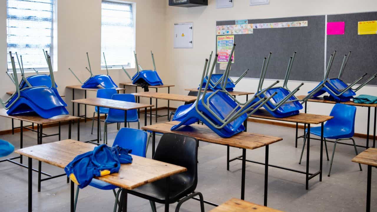 Kerala School Holiday : മഴ കനക്കുന്നു; നാളെ ഈ ജില്ലയിലെ വിദ്യാഭ്യാസ സ്ഥാപനങ്ങൾക്ക് അവധി പ്രഖ്യാപിച്ചു