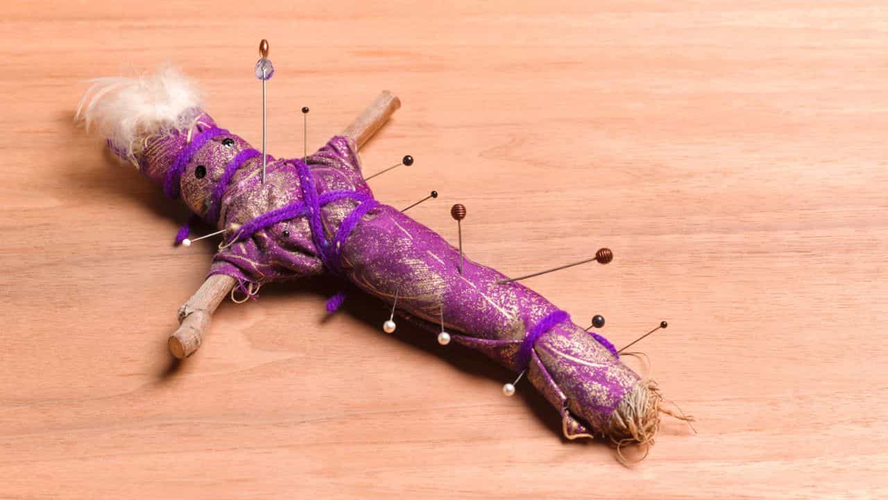 Kollam Black Magic: മന്ത്രവാദത്തിന് വഴങ്ങിയില്ല; കൊല്ലത്ത് ഭാര്യയുടെ മുഖത്ത് തിളച്ച മീൻകറിയൊഴിച്ചു