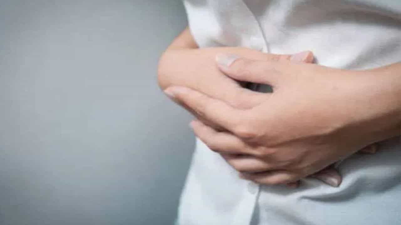 Womans Staff Assaulted: ആർത്തവമായതിനാലാണ് വൈകിയതെന്ന് പറഞ്ഞ ജീവനക്കാരികളെ നഗ്നരാക്കി സാനിറ്ററി പാഡ് പരിശോധിച്ചതായി പരാതി