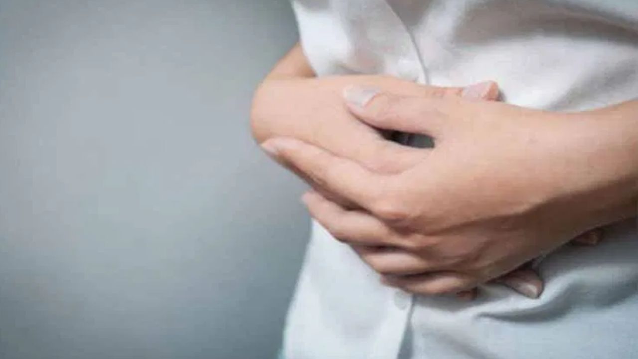 Womans Staff Assaulted: ആർത്തവമായതിനാലാണ് വൈകിയതെന്ന് പറഞ്ഞ ജീവനക്കാരികളെ നഗ്നരാക്കി സാനിറ്ററി പാഡ് പരിശോധിച്ചതായി പരാതി