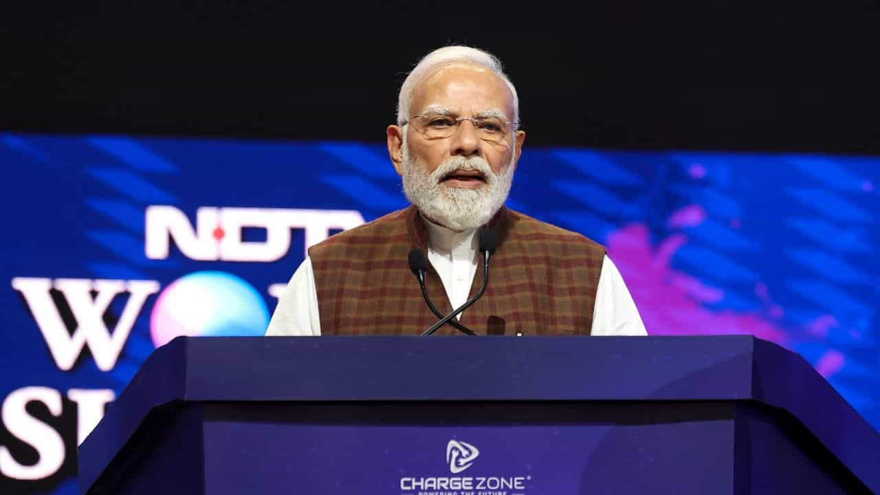 Narendra Modi: മികച്ച സമ്പദ്‌വ്യവസ്ഥയിലേക്കുള്ള യാത്ര; ലോകം ഇന്ത്യയെ കുറിച്ച് ചര്‍ച്ച ചെയ്യുന്നു; 11 വര്‍ഷത്തെ കുറിച്ച് മോദി
