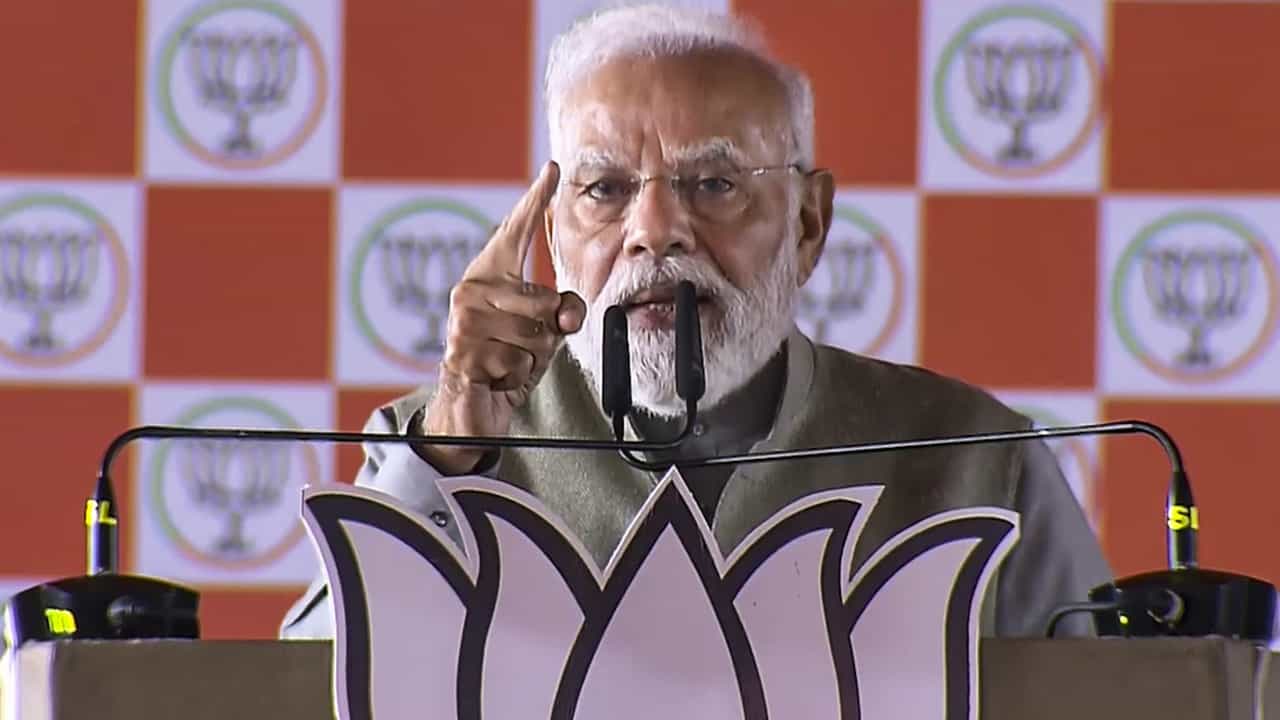 PM Modi: കോൺഗ്രസ്-ആർജെഡി സഖ്യം എണ്ണയും വെള്ളവും പോലെ; പരിഹസിച്ച് മോദി