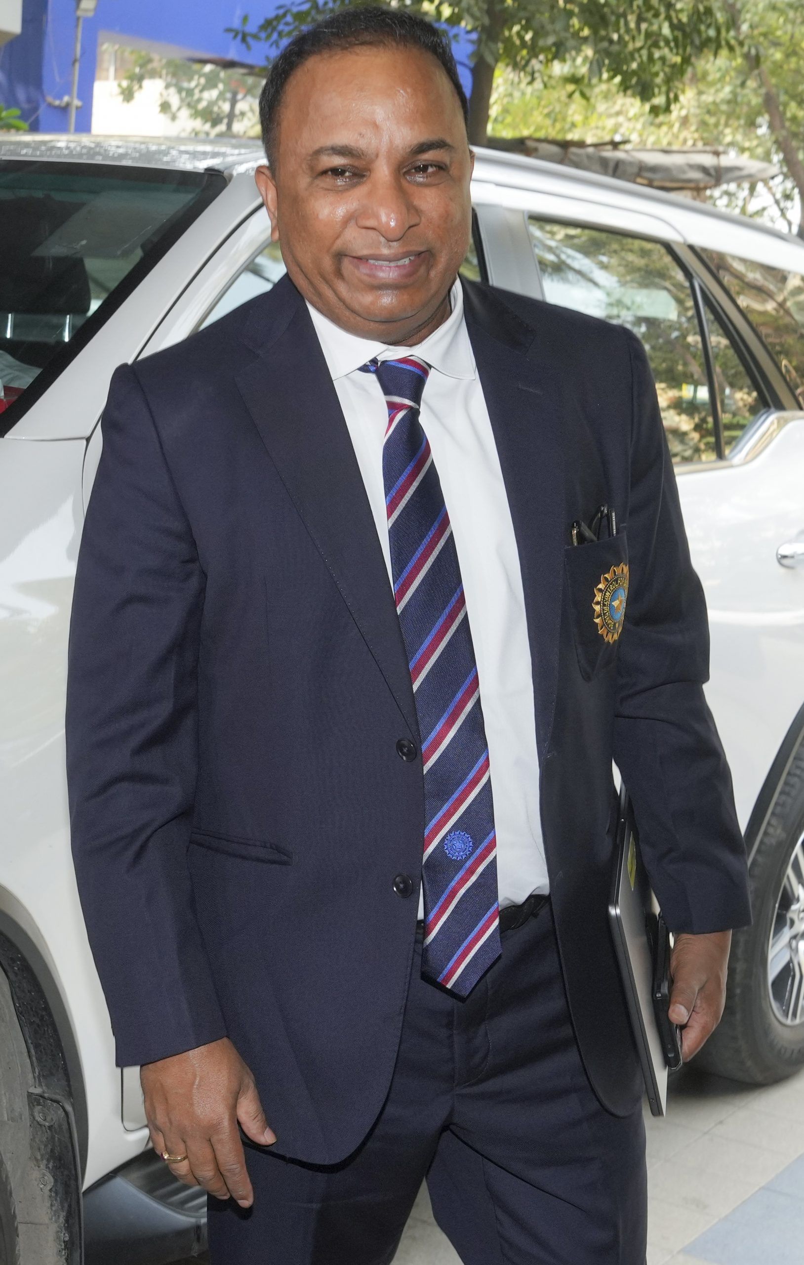 ഏഷ്യാ കപ്പ് ഒന്നുരണ്ട് ദിവസത്തിനുള്ളിൽ ഇന്ത്യയിലെത്തുമെന്ന് പ്രതീക്ഷിക്കുന്നതായി ബിസിസിഐ. മുംബൈയിലെ ബിസിസിഐ ഹെഡ്ക്വാർട്ടേഴ്സിൽ ഒന്നുരണ്ട് ദിവസത്തിനുള്ളിൽ തന്നെ ട്രോഫി എത്തുമെന്ന് പ്രതീക്ഷിക്കുന്നതായി ബിസിസിഐ പ്രത്യാശ പ്രകടിപ്പിച്ചു. (Image Credits- PTI)