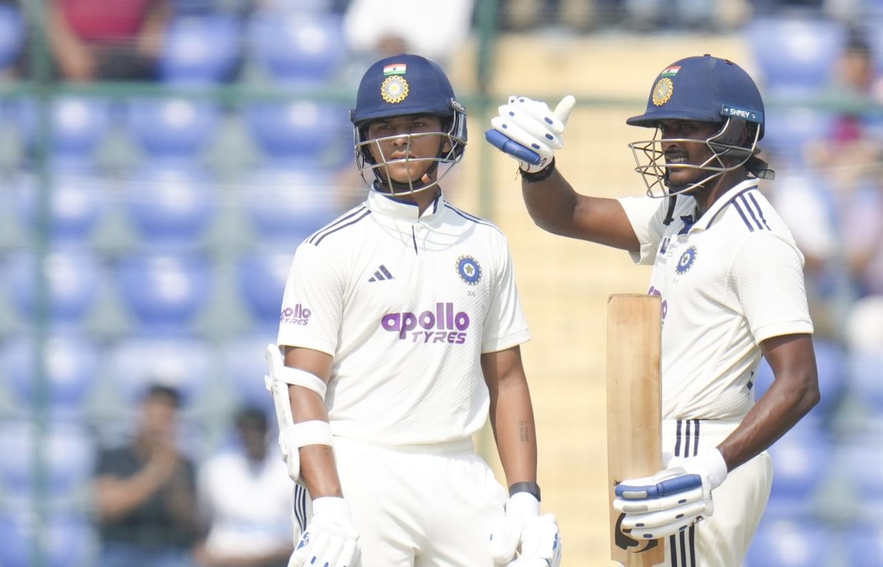 ജയ്സ്വാൾ അരങ്ങേറിയതിന് ശേഷം ഏറ്റവുമധികം സെഞ്ചുറി നേടിയ ഓപ്പണറും താരം തന്നെ. ഇതേ കാലയളവിൽ നാല് സെഞ്ചുറിയടിച്ച ഇംഗ്ലണ്ടിൻ്റെ ബെൻ ഡക്കറ്റാണ് രണ്ടാമത്. ജയ്സ്വാൾ ഒഴികെയുള്ള ഇന്ത്യൻ ഓപ്പണർമാർ ഈ കാലയളവിൽ നേടിയത് ആകെ ആറ് സെഞ്ചുറികളാണ്.