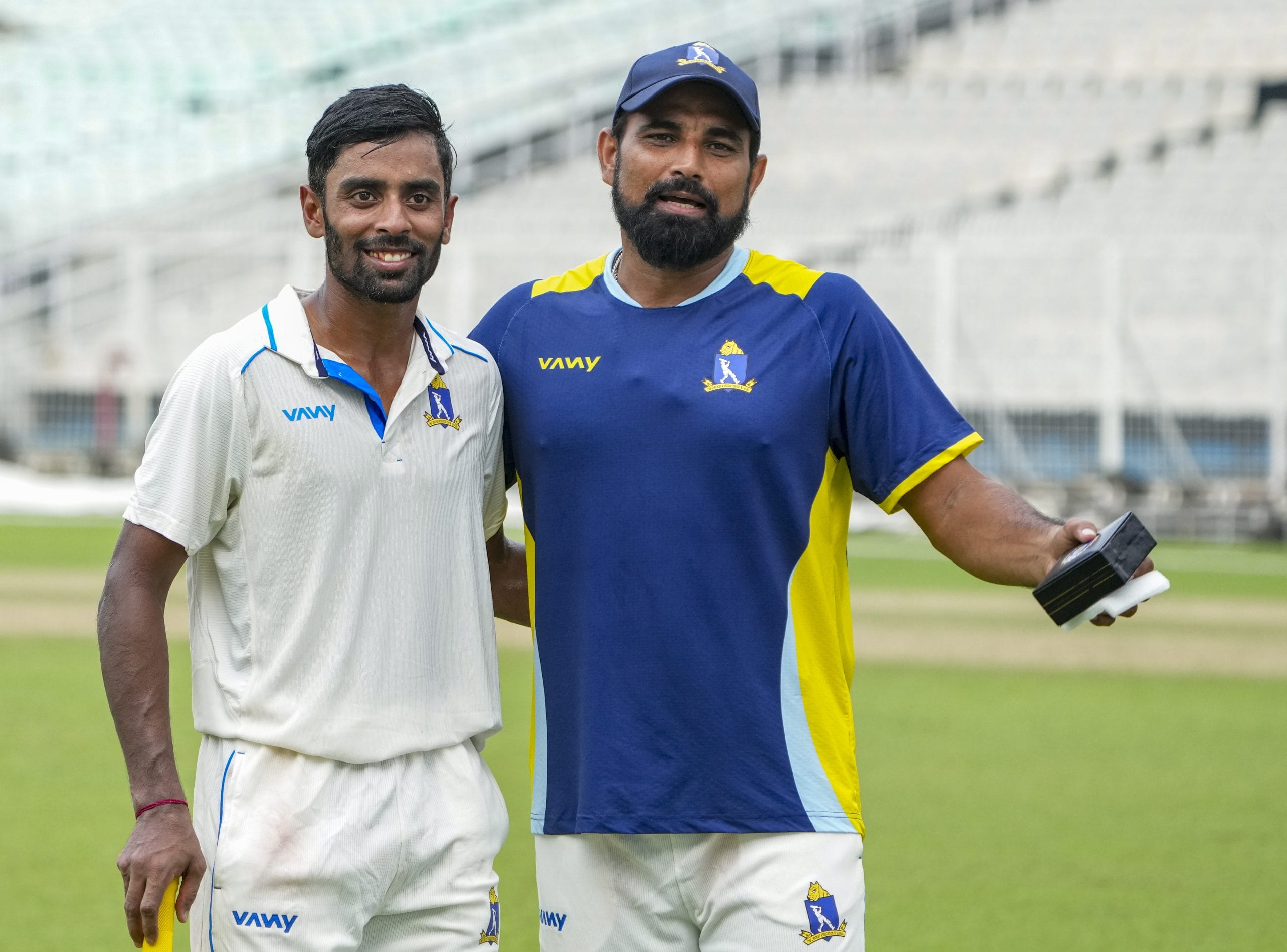 താൻ ദുലീപ് ട്രോഫി കളിച്ചെന്നും ഇപ്പോൾ രഞ്ജി കളിക്കുന്നുണ്ടെന്നും ഷമി പറഞ്ഞിരുന്നു. റെഡ് ബോൾ ക്രിക്കറ്റ് കളിക്കുന്ന തനിക്ക് ഏകദിനത്തിൽ കളിക്കാൻ ഫിറ്റ്നസുണ്ട് എന്നും ഷമി പറഞ്ഞു. ഈ അവകാശവാദത്തെയാണ് കഴിഞ്ഞ ദിവസം അഗാർക്കർ തള്ളിയത്.