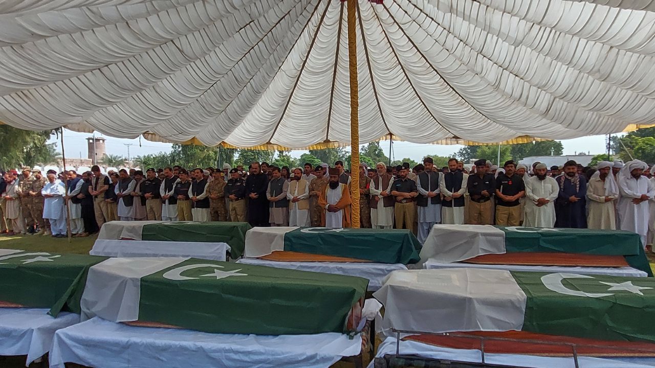 Pakistan Terrorist Attack: പാകിസ്ഥാനിലെ പൊലീസ് ട്രെയിനിങ് കേന്ദ്രത്തിൽ സ്ഫോടനം: 13 പേർ കൊല്ലപ്പെട്ടു