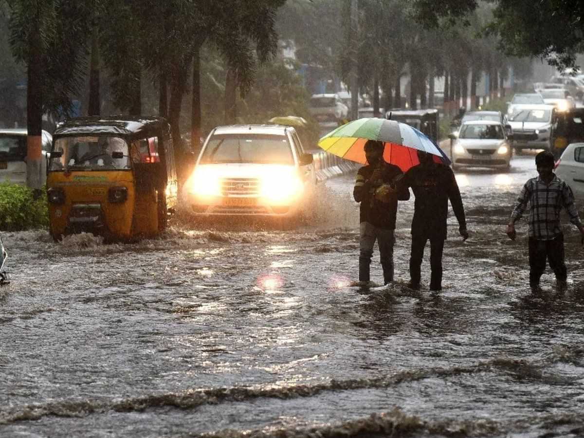 Kerala Rain Alert: പേമാരിയെത്തുന്നു..! ഇടിമിന്നലോടുകൂടിയ മഴ; വിവിധ ജില്ലകളിൽ ഓറഞ്ച്, യെല്ലോ അലർട്ട്