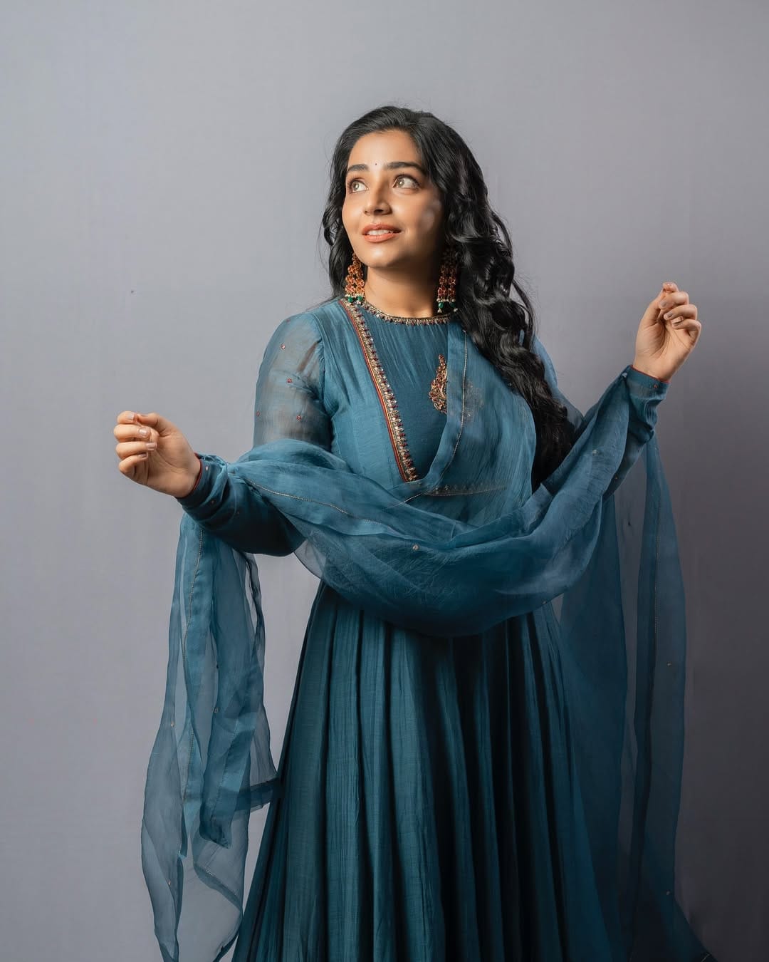 കർണൻ സിനിമയ്ക്കായി താൻ നീന്തൽ പഠിച്ചതുകൊണ്ട്, മാരി സർ തന്നോട് നീന്തൽ അറിയാമോ എന്ന് ചോദിച്ചിരുന്നു. .താൻ അറിയാമെന്ന് മറുപടി നൽകി. എന്നാൽ അത് നാല് വർഷം മുമ്പായിരുന്നു, സത്യത്തിൽ താൻ നീന്തൽ മറന്നുപോയിരുന്നു. വെള്ളത്തിലേക്ക് ചാടിയപ്പോൾ, താഴേക്ക് പോകുന്നത് പോലെ തോന്നി. 