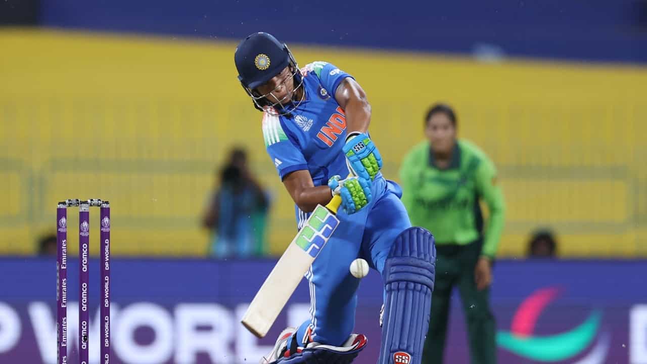 India W vs Pakistan W: വെടിക്കെട്ടിന് തിരികൊളുത്തി റിച്ച ഘോഷ്; പാകിസ്ഥാനെതിരെ ഇന്ത്യയ്ക്ക് ഭേദപ്പെട്ട സ്‌കോര്‍