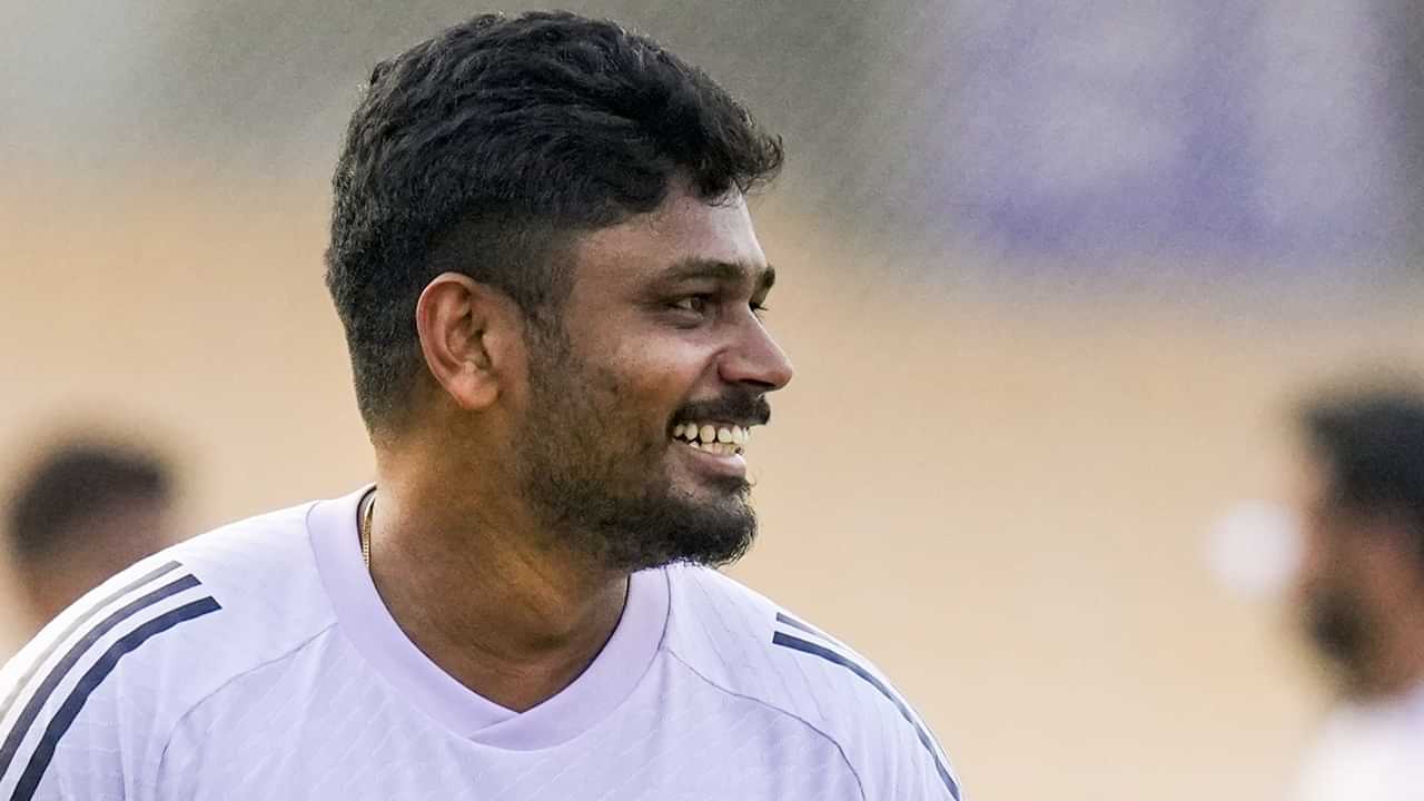 Sanju Samson: രഞ്ജി ട്രോഫിയിലേക്ക് തകര്പ്പന് തിരിച്ചുവരവുമായി സഞ്ജു സാംസണ്; ഏകദിന ശൈലിയില് അര്ധ സെഞ്ചുറി തൂക്കി Sanju Samson: രഞ്ജി ട്രോഫിയിലേക്ക് തകര്പ്പന് തിരിച്ചുവരവുമായി സഞ്ജു സാംസണ്; ഏകദിന ശൈലിയില് അര്ധ സെഞ്ചുറി തൂക്കി