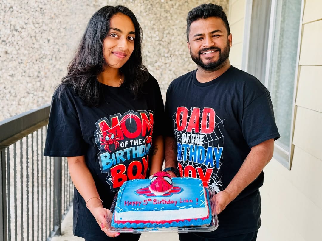 ആദ്യത്തെ പ്ര​ഗ്നൻസിയെക്കാൾ വളരെ ബുദ്ധിമുട്ടേറിയതാണ് ഇതെന്നാണ് തോന്നുന്നതെന്നും മുൻപ് ഇത്രയും അനുഭവിച്ചിട്ടില്ലെന്നും തൻവി പറയുന്നു.തങ്ങൾ ഹാപ്പിയാണെന്നും ആലോചിച്ച് എടുത്ത തീരുമാനമാണ് ഇതെന്നും തൻവി പറയുന്നു.  കുട്ടികൾ തമ്മിൽ ഒരുപാട് പ്രായ വ്യത്യാസം വരരുത് എന്ന് ഞങ്ങൾക്കുണ്ടായിരുന്നുവെന്നും ഇവർ പറയുന്നു.

