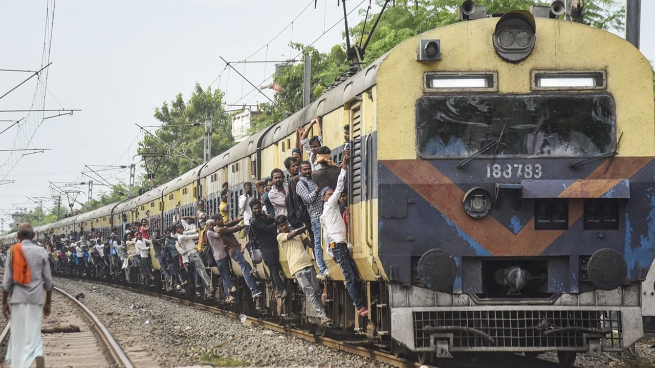 Train travel experience: ഇതാ ഒരു ഇന്ത്യൻ റെയിൽവേ അനുഭവം… സോഷ്യൽ മീഡിയയിൽ വൈറലായി യാത്രക്കാരന്റെ കുറിപ്പ്