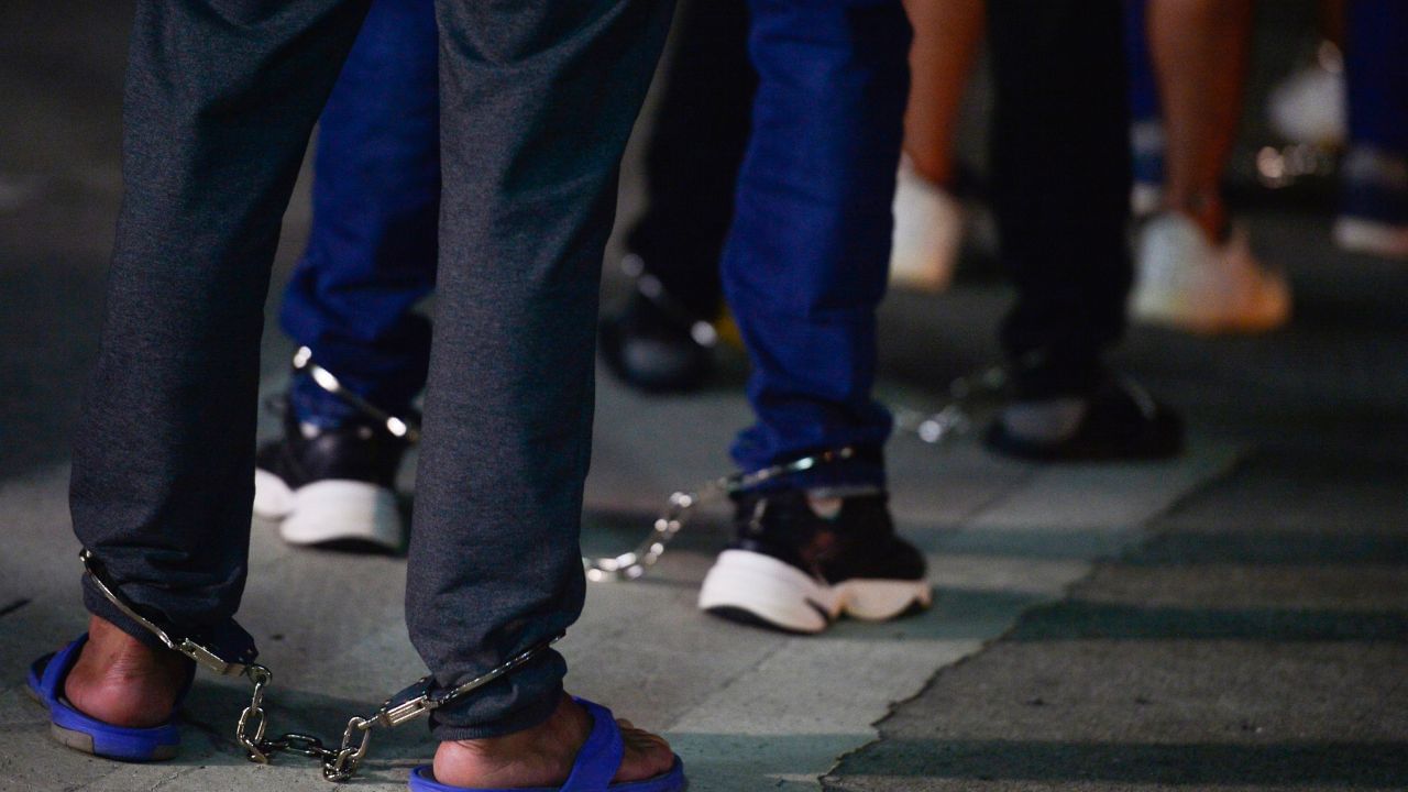 US Deportation: ഇന്ത്യക്കാരെ നാടുകടത്തി യുഎസ്, ഏറെയും യുവാക്കൾ; കബളിക്കപ്പെട്ടെന്ന് പരാതി