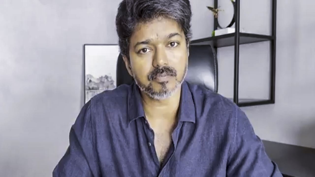 TVK Karur Stampede: ദുരന്തബാധിതരെ കാണാന്‍ വിജയ്; പൊലീസിന്റെ അനുമതി തേടി