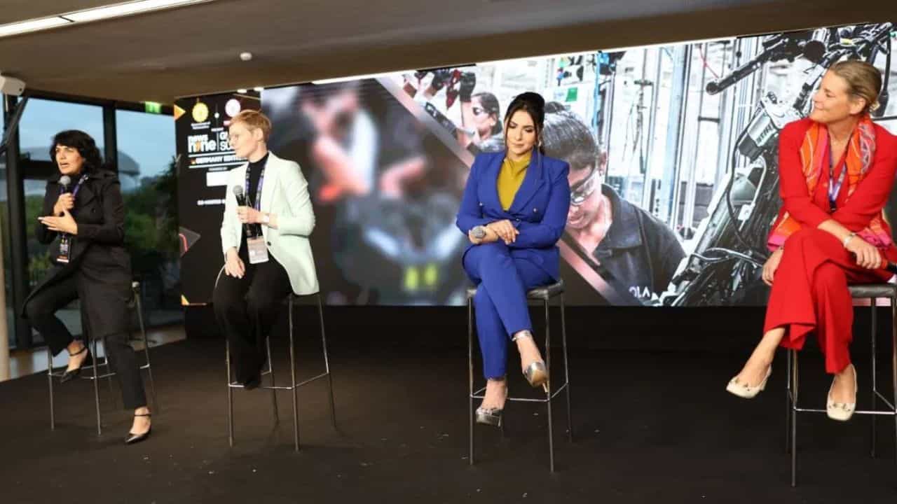 News9 Global Summit 2025 : സ്വപ്നങ്ങൾക്ക് ലിംഗഭേദമില്ല; ന്യൂസ്9 ഗ്ലോബൽ സമ്മിറ്റിൽ സ്ത്രീ ശബ്ദങ്ങളുടെ പ്രതിധ്വനി