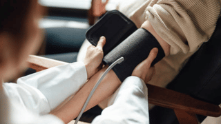 Renu Sudhi: ‘പിള്ളേരുടെയും എന്റെയും കാര്യങ്ങള്‍ നോക്കണം, നല്ലൊരു ഫിക്‌സഡ് ഡിപ്പോസിറ്റ് ഇടണം; എന്നാലേ വിവാഹം കഴിക്കൂ’; രേണു സുധി