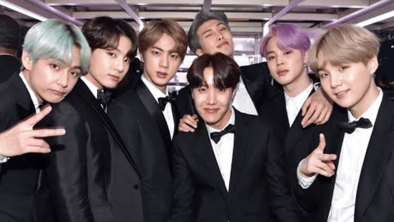 പ്രമുഖ സൗത്ത് കൊറിയൻ സാമ്പത്തിക സ്ഥാപനമായ ഹ്യുണ്ടായി മോട്ടോർ സെക്യൂരിറ്റീസ് പുറത്തുവിട്ട റിപ്പോർട്ടിലാണ് ഇതുമായി ബന്ധപ്പെട്ട വിവരങ്ങൾ പുറത്തുവന്നിരിക്കുന്നത്. എന്നാൽ ബിടിഎസിന്റെ ഏജൻസിയായ ഹൈബ് ഇതുവരെ ഔദ്യോഗികമായി സ്ഥിരീകരിച്ചിട്ടില്ല. (Image Credit: Instagram)