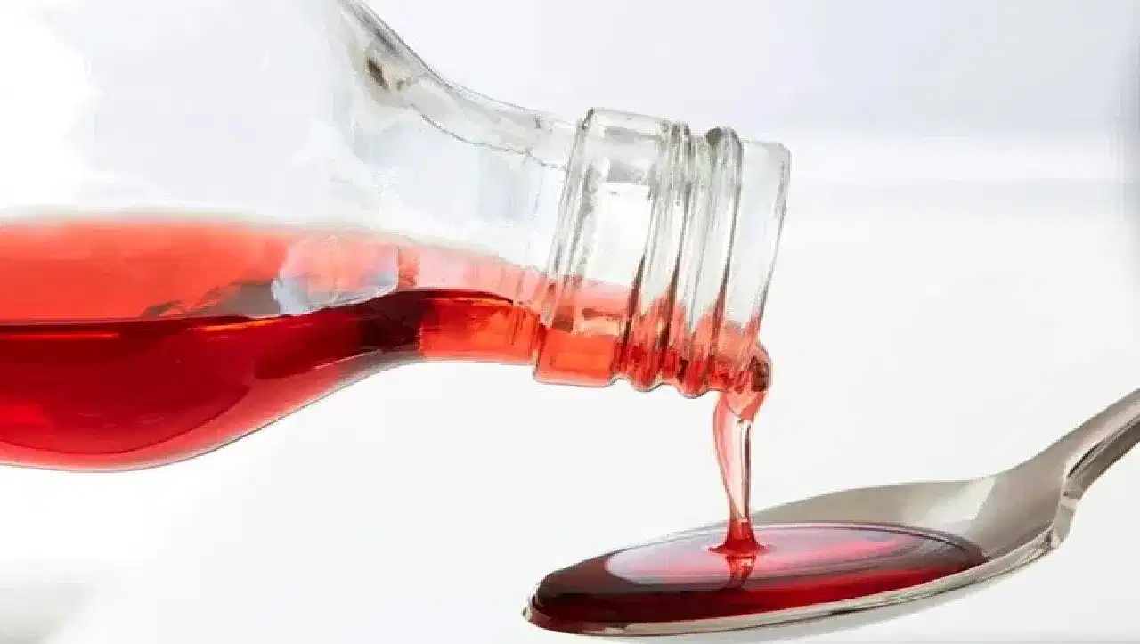 Cough Syrup: കഫ് സിറപ്പ് വിൽപനയിൽ കേരളത്തിൽ നിബന്ധനകൾ കടുപ്പിച്ചു; ഡോക്ടറുടെ കുറിപ്പടിയില്ലാതെ കുട്ടികൾക്ക് നൽകരുത്