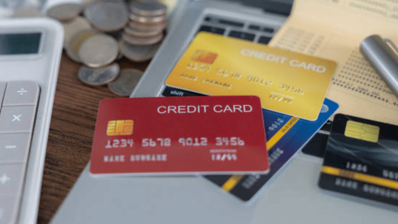 Credit Cards: ഈ സാഹചര്യങ്ങളിൽ ക്രെഡിറ്റ് കാർഡ് ഉപയോഗിക്കരുത്, കാത്തിരിക്കുന്നത് വലിയ നഷ്ടം!