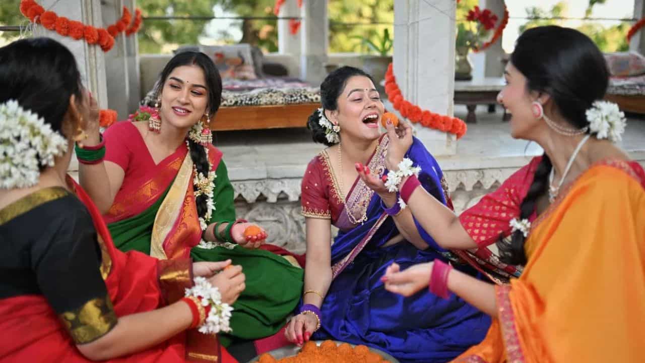 Diwali 2025 Diet Plan: ദീപാവലിക്ക് മധുരം കഴിക്കാൻ പേടി വേണ്ട! ഷുഗർ കൺട്രോൾ ചെയ്യാൻ ഇതാ ചില കിടിലൻ ട്രിക്കുകൾ