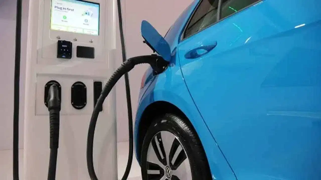 AVAS In electric vehicle: ഇലക്ട്രിക്, ഹൈബ്രിഡ് വാഹനങ്ങൾക്ക് ശബ്ദം നിർബന്ധമാക്കുന്നു...