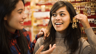 8th Pay Commission: ജീവനക്കാരുടെ ശമ്പളത്തിൽ 15% കൂടും? മുന്‍ ധനകാര്യ സെക്രട്ടറിയുടെ പ്രവചനം…