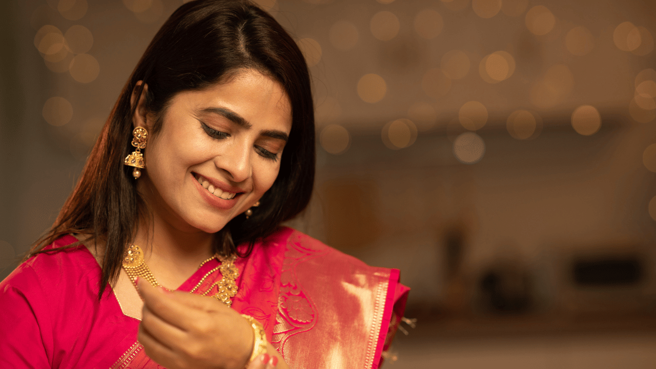 Kerala Gold Rate: പ്രതീക്ഷയ്ക്ക് വകയുണ്ടേ, താഴ്ന്നിറങ്ങി സ്വർണവില; ഉച്ചയ്ക്ക് വൻ ഇടിവ്