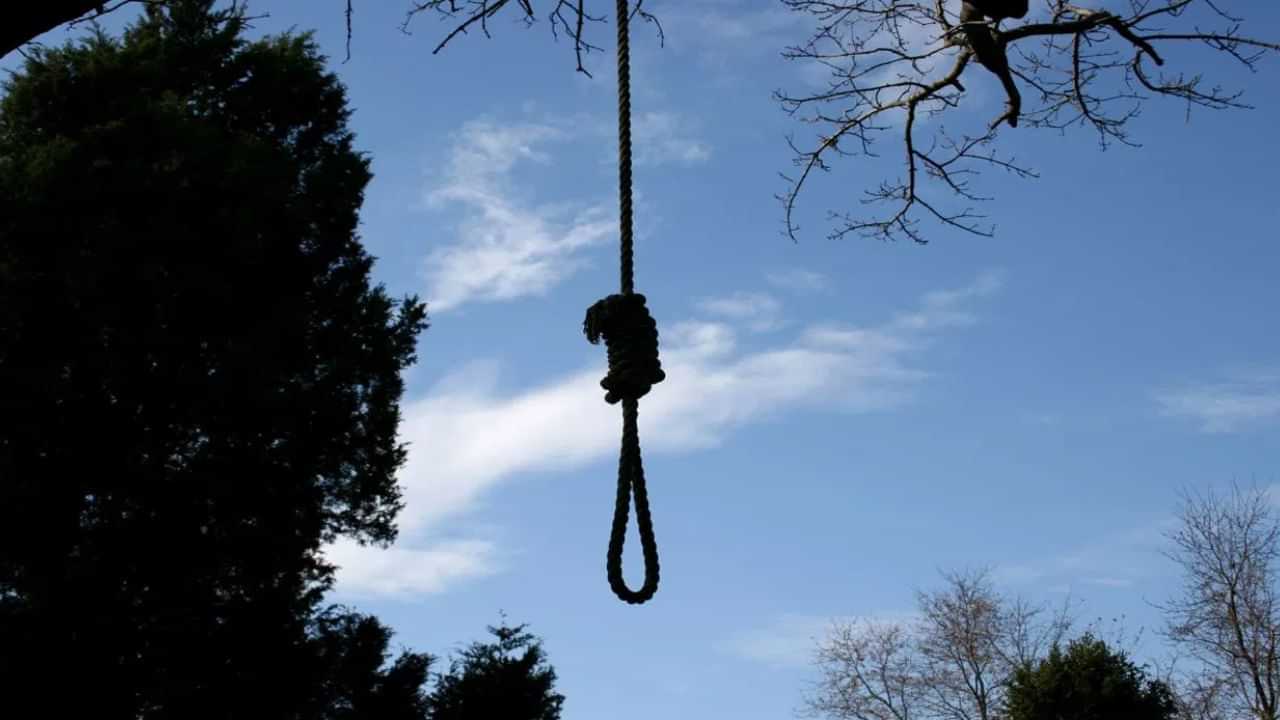 തല കയറിൽ തൂങ്ങിയ നിലയിൽ, ശരീരം പുഴയിൽ: തുഷാരഗിരിയിൽ പാലത്തിൽനിന്ന് കയർകെട്ടി ചാടിയയാൾ കഴുത്തറ്റ് മരിച്ചു