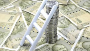 Personal Loan: വ്യക്തിഗത വായ്പ കാലാവധിക്ക് മുമ്പ് തിരിച്ചടയ്ക്കാം, അതും അധിക ചാർജുകളില്ലാതെ…