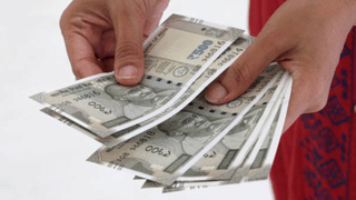 Gold Rate: എന്തൊരു പരീക്ഷണമാണ് പൊന്നേ, സ്വർണം വീണ്ടും 90,000 കടന്നു