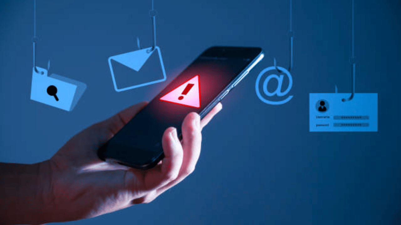 Fake Investment Ads: വ്യാജ നിക്ഷേപ പരസ്യങ്ങളും ഡീപ്ഫേക്ക് തട്ടിപ്പുകളും പെരുകുന്നു; മുന്നറിയിപ്പ് നൽകി ആഭ്യന്തര മന്ത്രാലയം