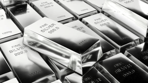 Silver Market: ഇന്ത്യയിൽ വിറ്റുതീർന്നു, ലണ്ടനിൽ പരിഭ്രാന്തി; വെള്ളി വിപണിയിൽ സംഭവിക്കുന്നതെന്ത്? Silver Market: ഇന്ത്യയിൽ വിറ്റുതീർന്നു, ലണ്ടനിൽ പരിഭ്രാന്തി; വെള്ളി വിപണിയിൽ സംഭവിക്കുന്നതെന്ത്?