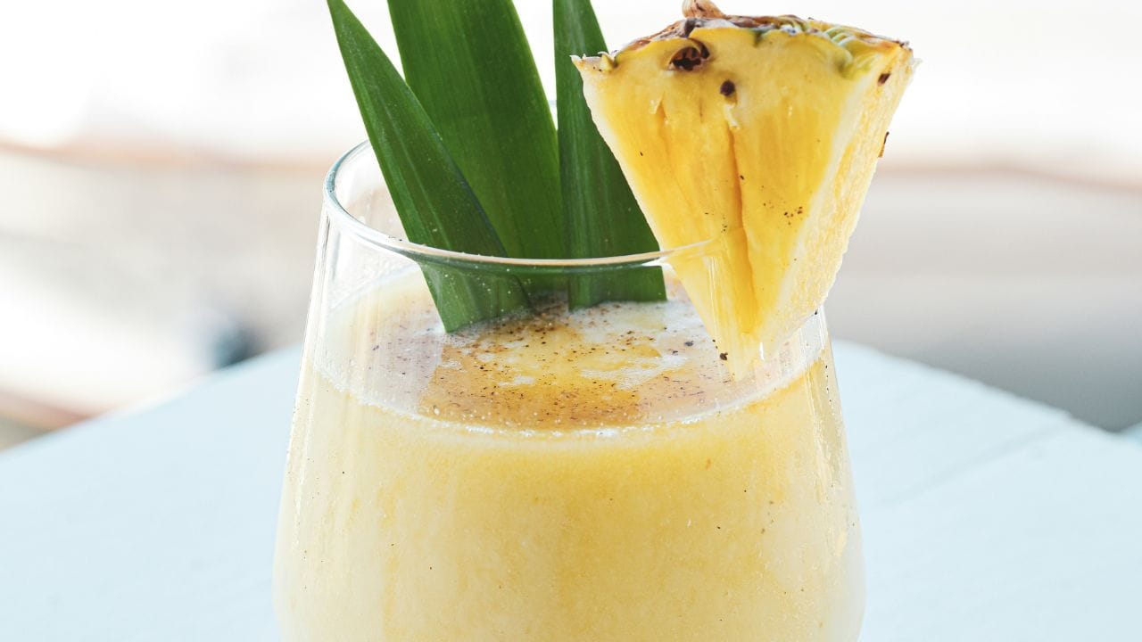 ഇത് ഒരു പ്രകൃതിദത്ത പ്രോബയോട്ടിക് ഡ്രിങ്ക് ആയതിനാൽ കുടലിന്റെ ആരോഗ്യത്തിന് മികച്ചതാണ്. സോഡയ്ക്ക് പകരം ഉപയോഗിക്കാവുന്ന, മധുരം കുറഞ്ഞതും ഉന്മേഷദായകവുമായ ഒരു ബദൽ പാനീയമാണിത്. 