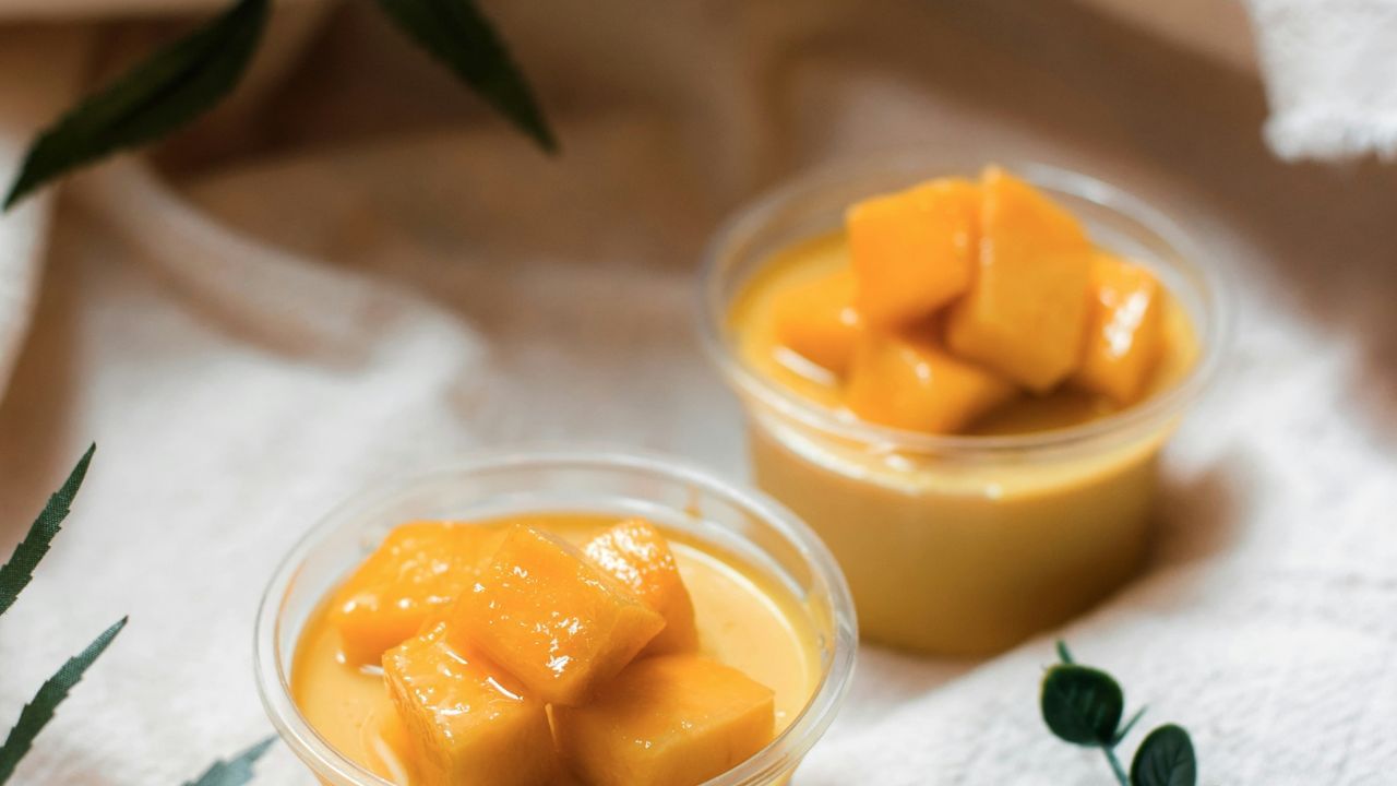 എല്ലാ ദിവസവും ഒരേ സമയം യോഗർട്ട് കഴിക്കുന്നത് ദീർഘകാല എല്ലുകളുടെ ആരോഗ്യത്തിന് ഗുണകരമാണ്. കായിക പരിശീലനത്തിന് ശേഷം യോഗർട്ട് കഴിക്കുന്നത് എല്ലുകളുടെ ബലം വർദ്ധിപ്പിക്കാൻ സഹായിക്കുമെന്ന് പഠനങ്ങൾ സൂചിപ്പിക്കുന്നു.