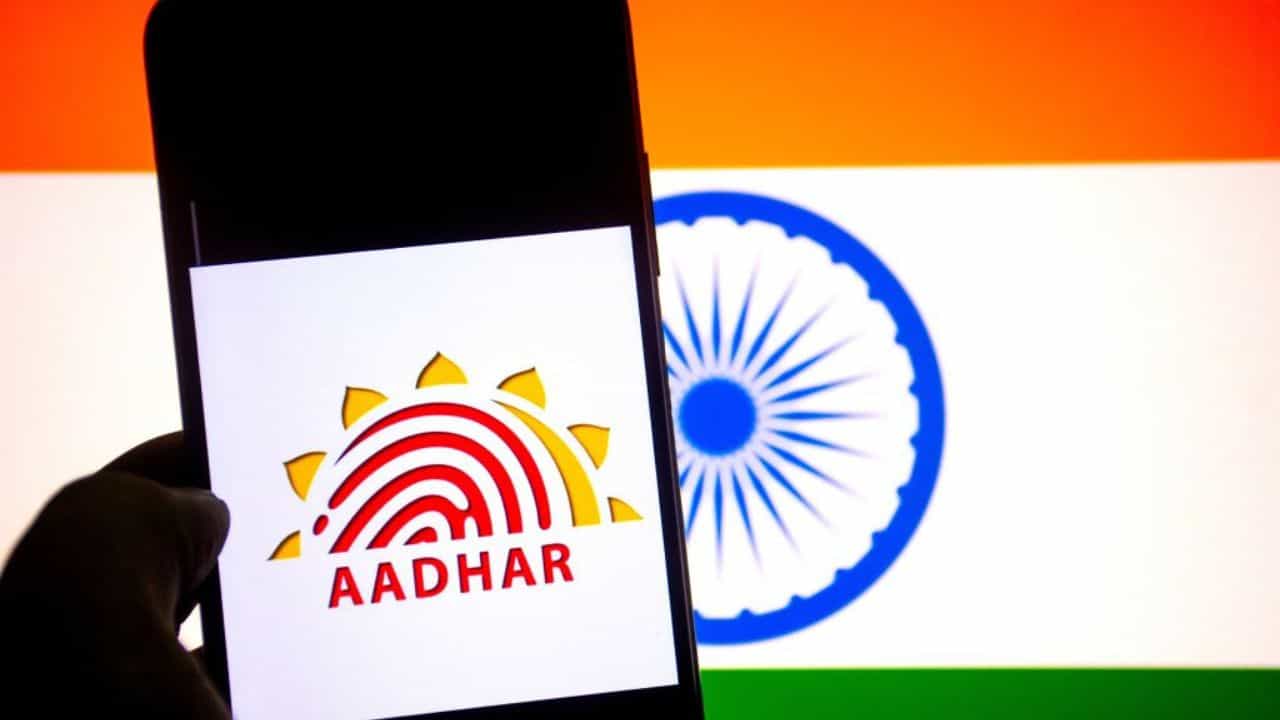 Aadhaar App : ഇനി അക്ഷയ സെൻ്ററിൽ പേകേണ്ട; ആധാർ ആപ്പിൽ മൊബൈൽ നമ്പർ ലിങ്ക് ചെയ്യാം