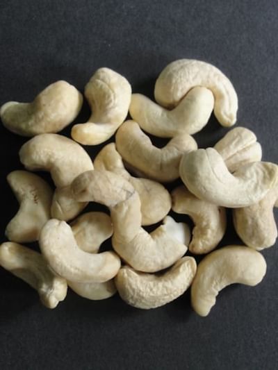 കുതിർത്ത കശുവണ്ടി കഴിച്ചാൽ ആരോഗ്യഗുണങ്ങൾ പലത്