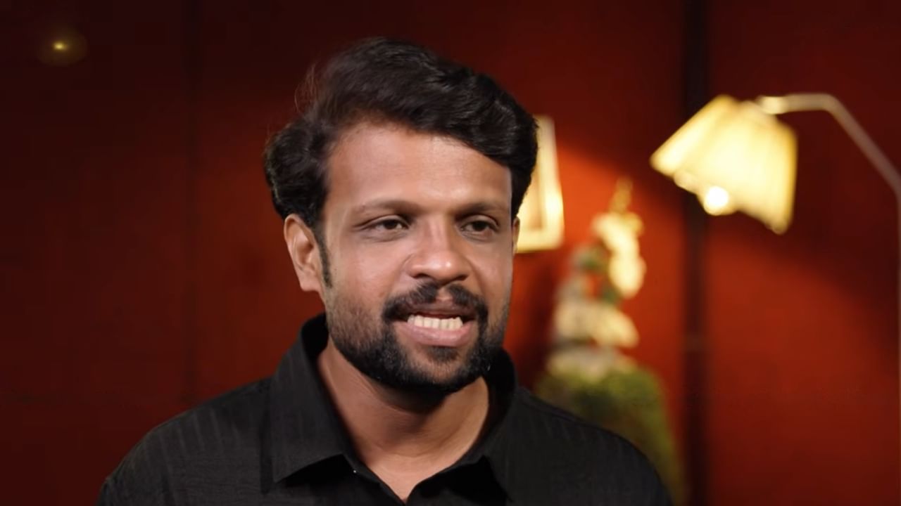 Bigg Boss Malayalam Season 7: മറ്റേണിറ്റി ലീവ് സ്ത്രീകൾക്ക് മാത്രം ലഭിക്കുന്നു; അത് പുരുഷന്മാർക്കും കിട്ടണം: പ്രതികരിച്ച് അനീഷ്