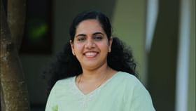 മത്സര രം​ഗത്തില്ല, ചോർന്നൊലിക്കുന്ന വീട്ടിൽനിന്ന് 21-കാരി മേയറായി