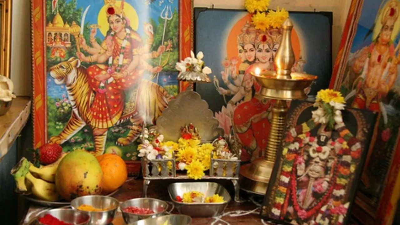 Astro Tips For Worship: പ്രാർത്ഥിച്ചിട്ടും ഫലം കാണുന്നില്ലേ? ആരാധനയുടെ പൂർണ്ണ ഗുണം നേടാനുള്ള നിയമങ്ങളും രീതിയും