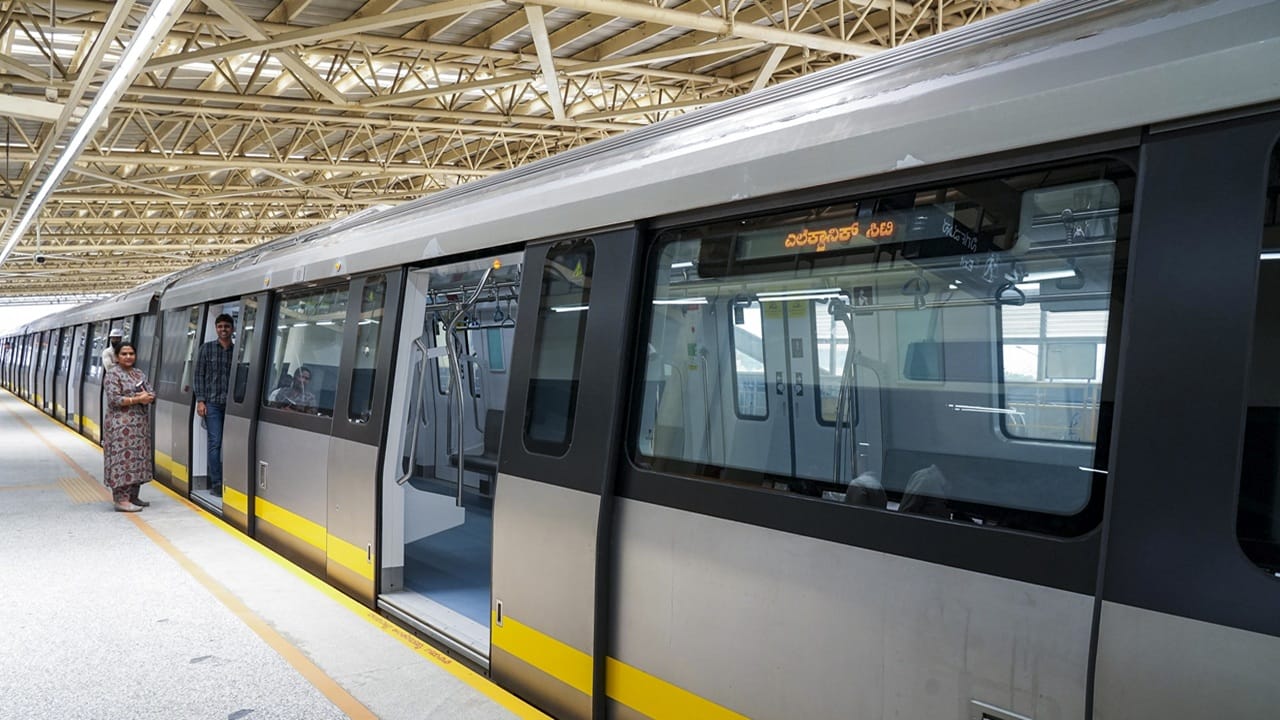 Bengaluru Namma Metro: ബോധരഹിതരാകുന്ന യുവാക്കള്‍, ബെംഗളൂരു മെട്രോയിലെ ആ കണക്കുകള്‍ ആശങ്കപ്പെടുത്തുന്നത്; ഇത് കൊച്ചിക്കും ഒരു ഓര്‍മപ്പെടുത്തല്‍