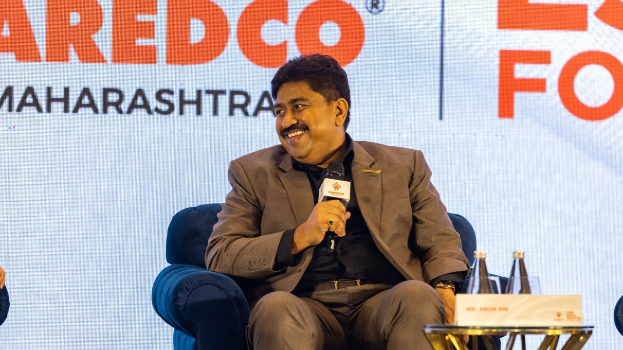 Casagrand: ആയിരം ജീവനക്കാർക്ക് ഫുൾ ചെവലിൽ ലണ്ടൻ ട്രിപ്പ്; ചർച്ചയായി തമിഴ്നാട് കമ്പനിയുടെ നീക്കം