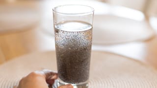 Mushroom safety guide: മരണം വിതയ്ക്കുന്ന വിഷക്കൂണുകളെ മാറ്റി നല്ല കൂണുകളെ എങ്ങനെ തിരിച്ചറിയാം?