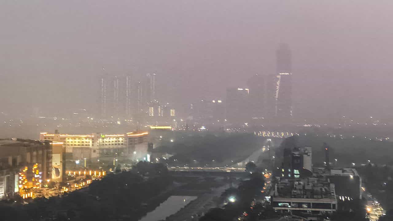 Delhi Air Pollution: ഡൽഹി വായുമലിനീകരണം: വാഹനങ്ങളുടെ ഉപയോഗത്തിന് താത്കാലിക നിരോധനം