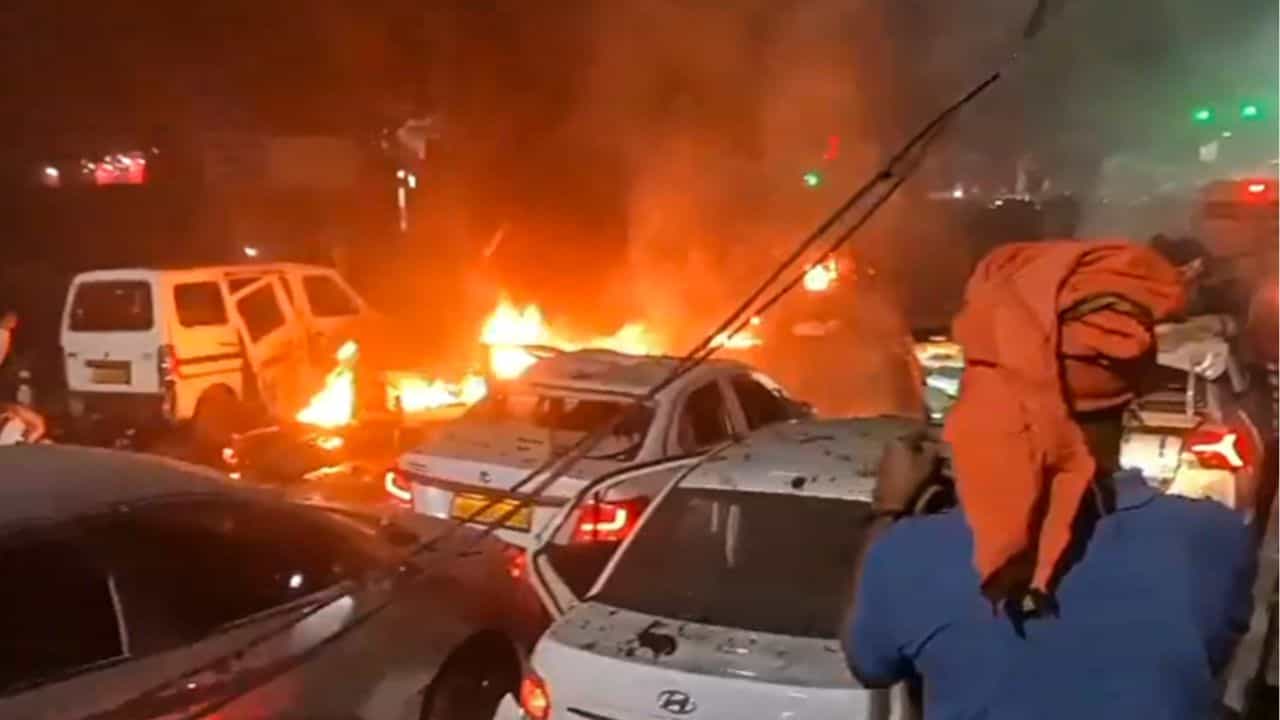 Delhi Blast: ഡല്‍ഹി സ്‌ഫോടനത്തിന് പിന്നില്‍ പാകിസ്ഥാന്‍; വെളിപ്പെടുത്തലുമായി പാക്‌ പത്രപ്രവര്‍ത്തകന്‍