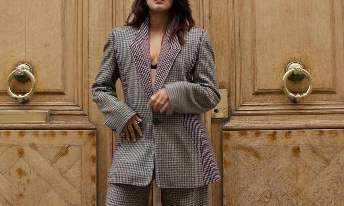 ദിലീപ് ചിത്രമായ തങ്കമണി സിനിമയിൽ ശ്രദ്ധേയമായ കഥാപാത്രം ഇവർ ചെയ്തിട്ടുണ്ട്. മറ്റാരുമല്ല പ്രണിത സുഭാഷ്. രതീഷ് രഘുനാഥൻ സംവിധാനം ചെയ്ത തങ്കമണി എന്ന ചിത്രത്തിലൂടെയാണ് പ്രണിതയെ മലയാളി പ്രേക്ഷകർക്ക് സുപരിചിതയാകുന്നത്. ചിത്രത്തിൽ ഒരു  ഐപിഎസ് ഉദ്യോഗസ്ഥയായി ആണ് നടി എത്തിയത്. തെലുങ്കിലും മറ്റുമായി നിരവധി സിനിമകളിൽ അഭിനയിച്ച നടി പെട്ടെന്നാണ് അപ്രത്യക്ഷയായി മാറിയത്. (PHOTO: INSTAGRAM) 