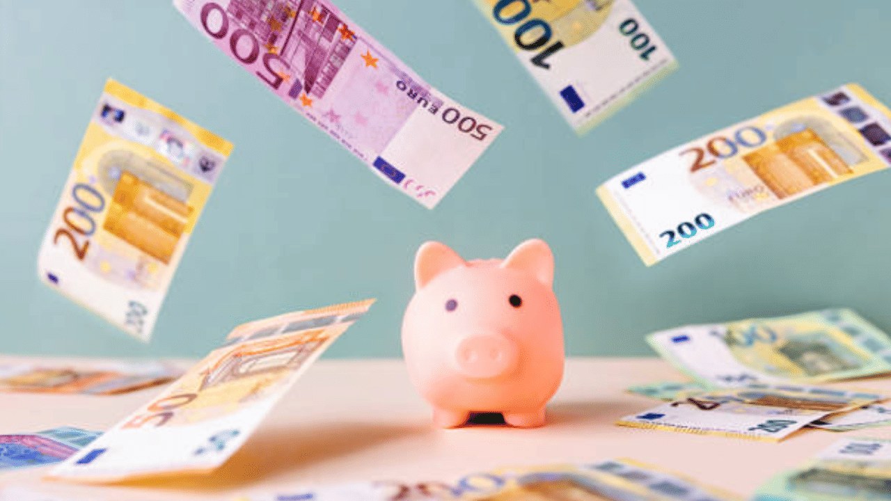 ഇനിമുതൽ ട്രാൻസ്ഫർ പൂർത്തിയാകുമ്പോൾ, പഴയ അക്കൗണ്ടിൽ 'സീറോ ബാലൻസ്' കാണിക്കുകയും പുതിയ പാസ്ബുക്കിൽ പൂർണ്ണമായ തുക  രേഖപ്പെടുത്തുകയും ചെയ്യും (Image Credit: Getty Images)