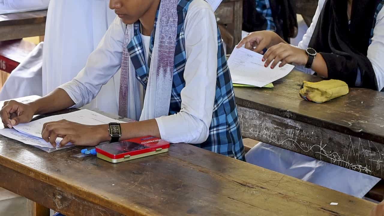 CBSE 10,12 Exam: 10, 12 ക്ലാസ് പരീക്ഷകൾ മാറ്റിവച്ചതായി സിബിഎസ്ഇ, പുതുക്കിയ ഷെഡ്യൂൾ എത്തി CBSE 10,12 Exam: 10, 12 ക്ലാസ് പരീക്ഷകൾ മാറ്റിവച്ചതായി സിബിഎസ്ഇ, പുതുക്കിയ ഷെഡ്യൂൾ എത്തി