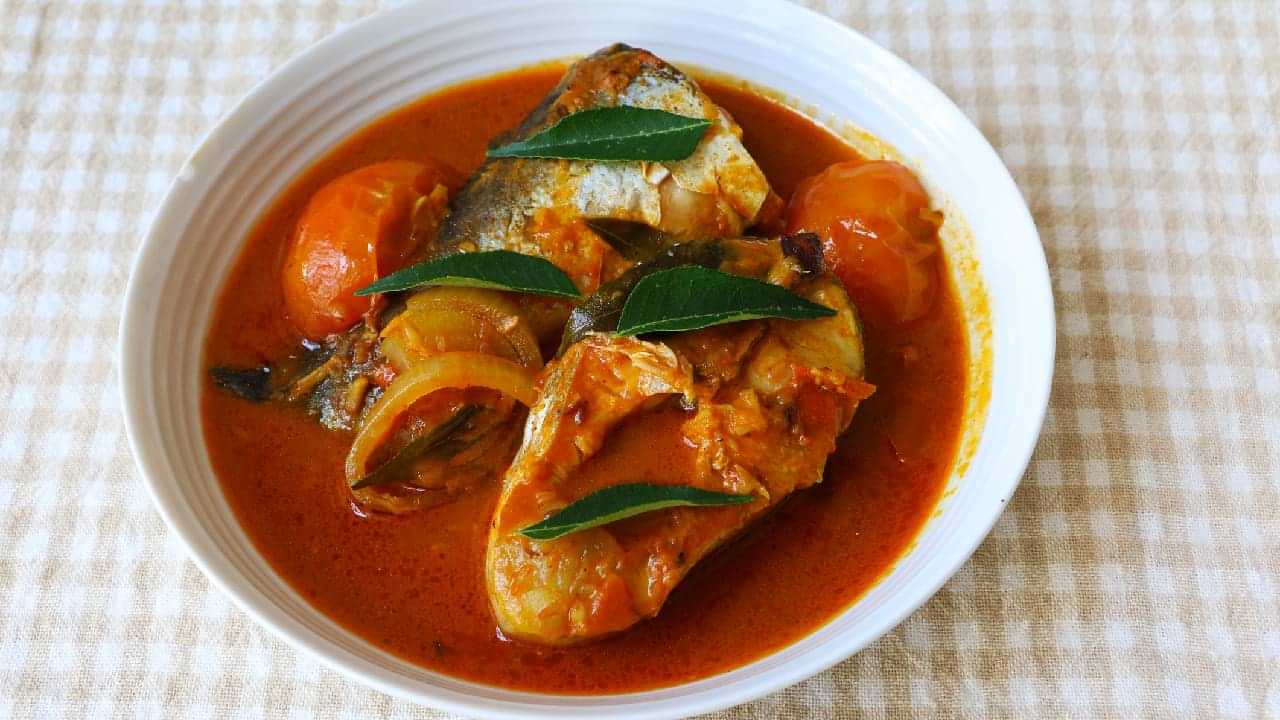Fish Varieties in Kerala: കോട്ടയത്തെ കുടംപുളിയിട്ട മീൻകറി മുതൽ കോഴിക്കോട്ടെ മുളകിട്ട മീൻകറി വരെ; ആരെയും അമ്പരപ്പിക്കും ഈ വൈവിധ്യങ്ങൾ